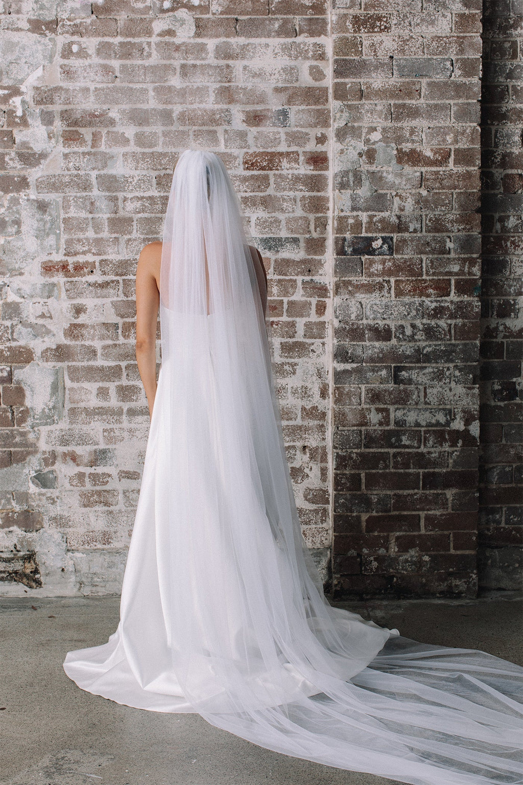 Kristine Single Layer Tulle Wedding Veil