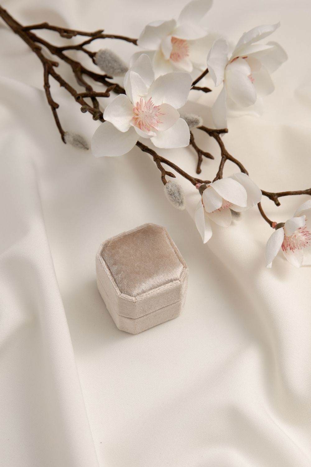 Square Velvet Ring Box