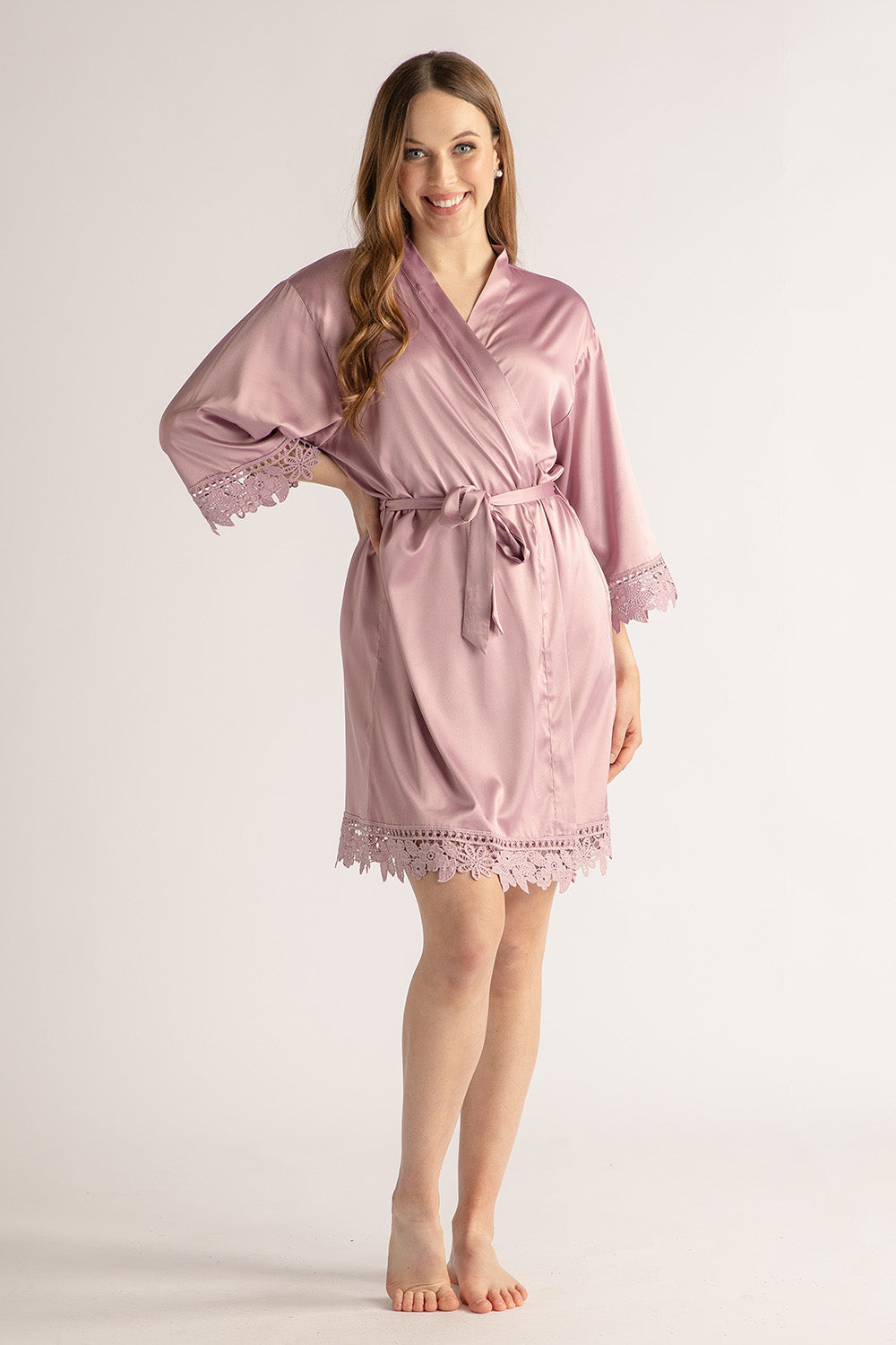 Lily Lace Bridesmaid Robe in Dusty Purple