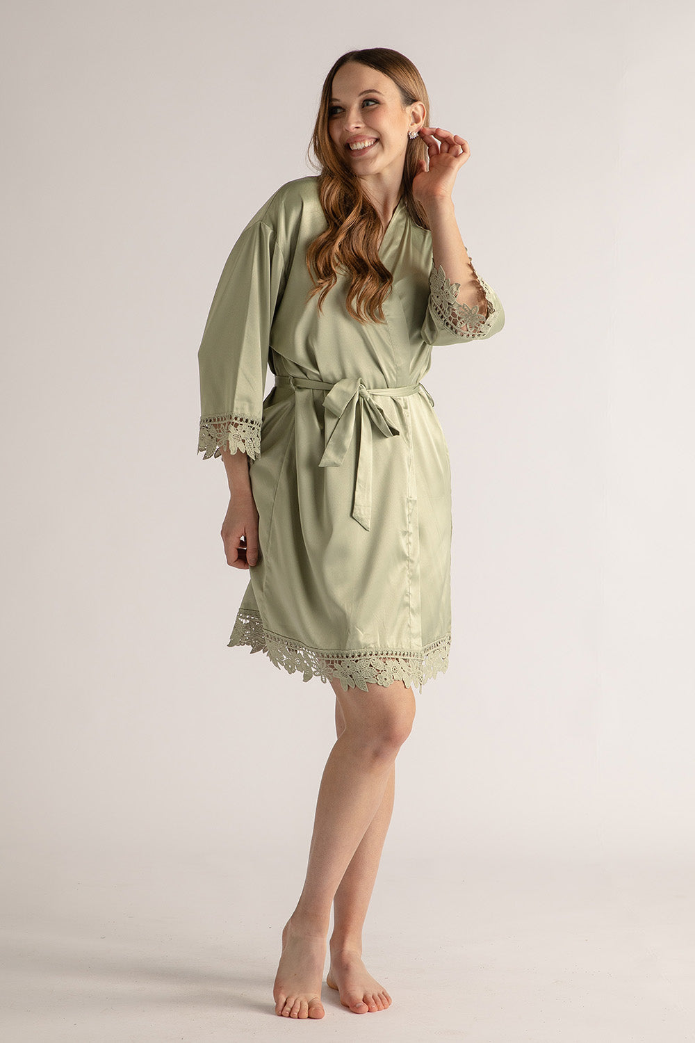 Lily Lace Bridesmaid Robe in Sage Green