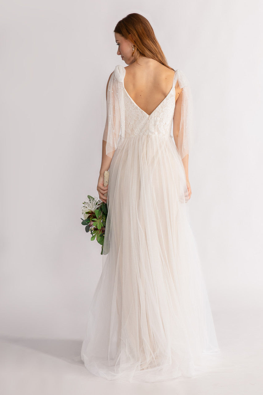 Anya Deep V Neck Sleeveless Lace Tulle Wedding Dress in Ivory