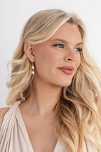 Elara Pearl Earrings