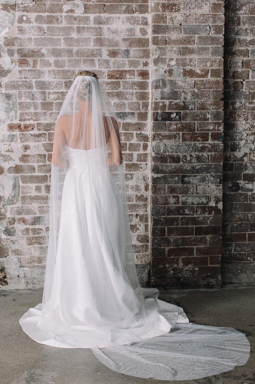 Ella Tulle & Pearl Wedding Veil - Long - White