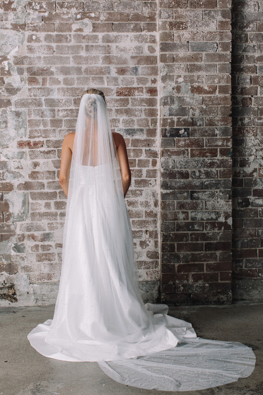 Ella Tulle & Pearl Wedding Veil - Long - White