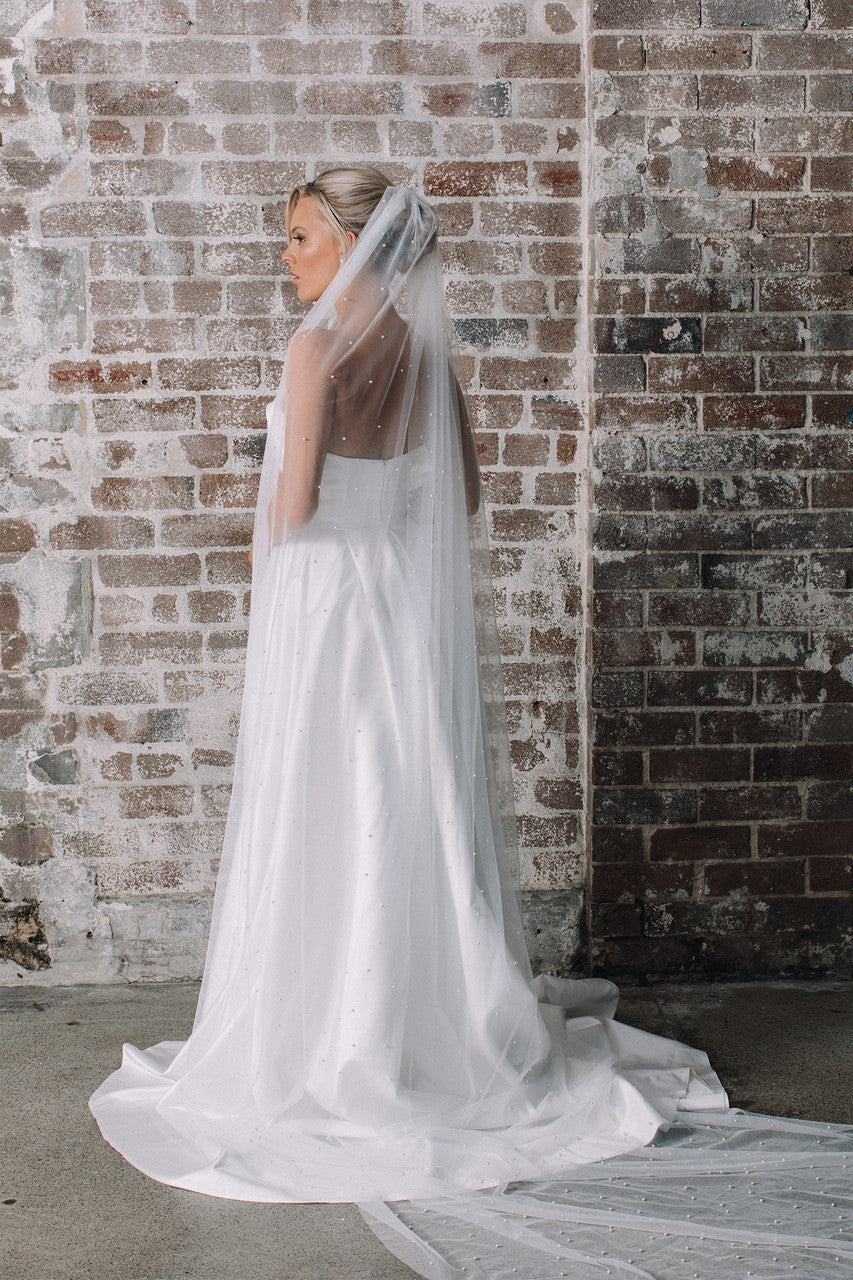 Ella Tulle & Pearl Wedding Veil - Long - white