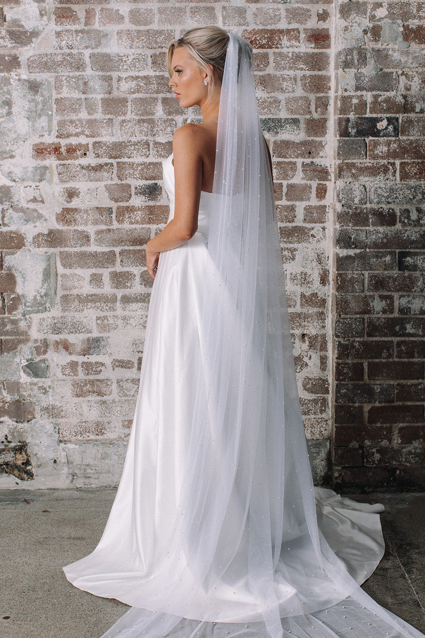 Ella Tulle & Pearl Wedding Veil - Long - Ivory