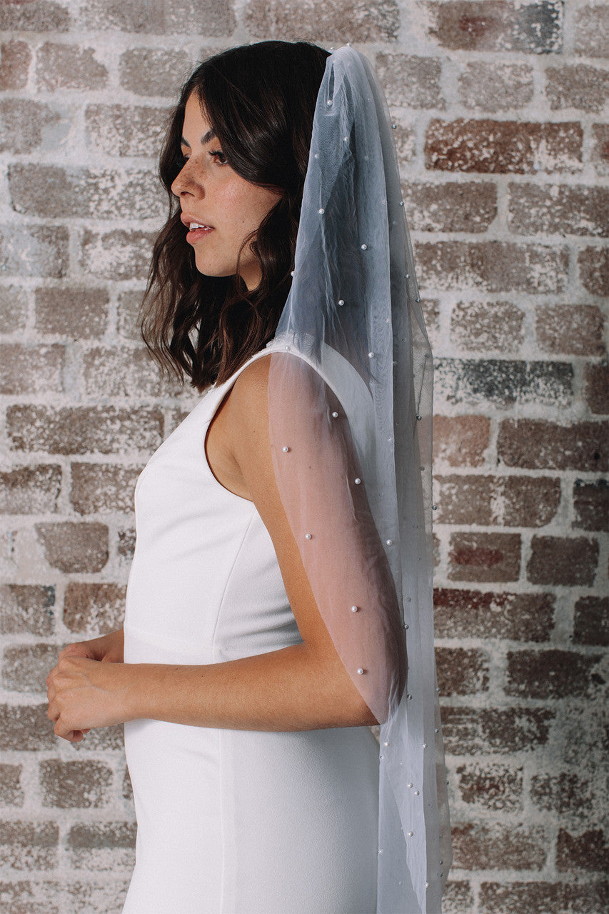 Ella Tulle & Pearl Wedding Veil - Short - White