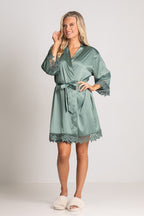 Lily Lace Bridesmaid Robe in Light Green