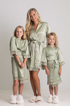 Lily Lace Bridesmaid Robe - Junior