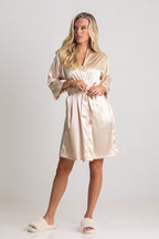 Luna Satin Bridesmaid Robe in Light Gold