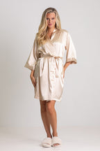 Luna Satin Bridesmaid Robe in Light Gold