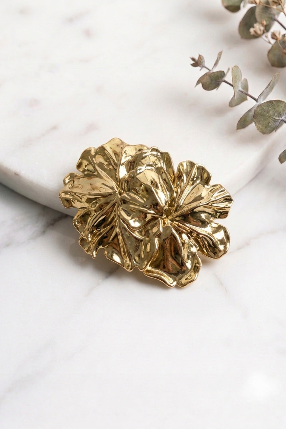 Small Gold Floral Buckle