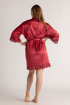Lily Lace Bridesmaid Robe in Burgundy