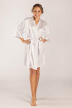 Luna Satin Bridesmaid Robe in White