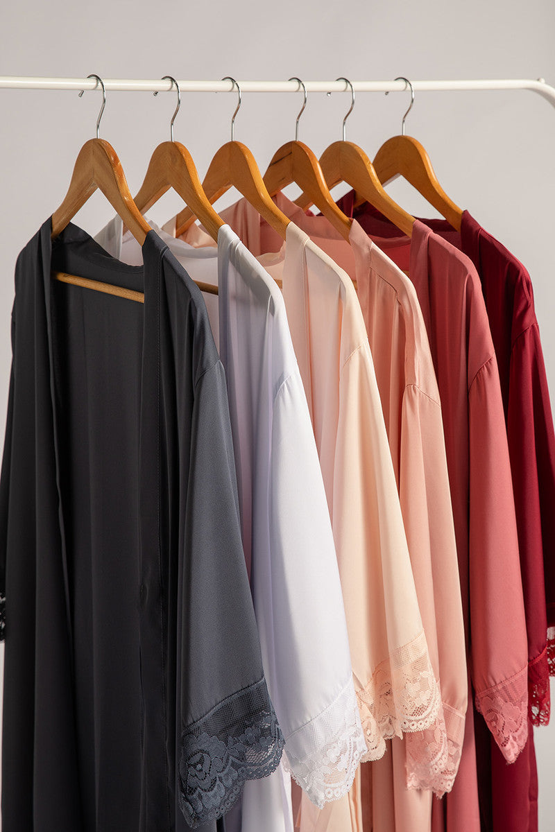 Poppy Lace Bridesmaid Robe in Rose